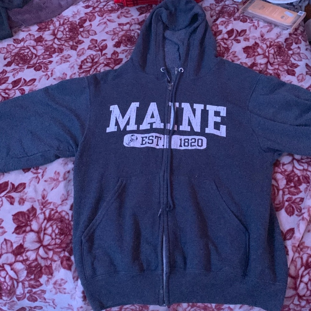 Maine est 1820 sweatshirt